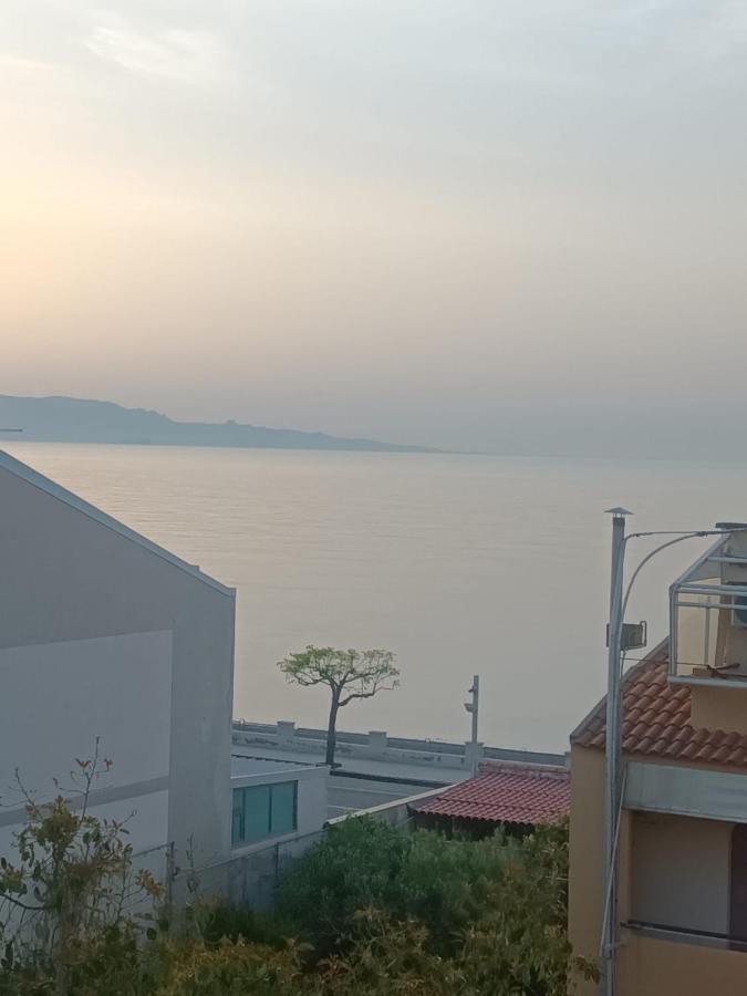 Vista Incantevole Roccalumera, Sicilia Appartement *